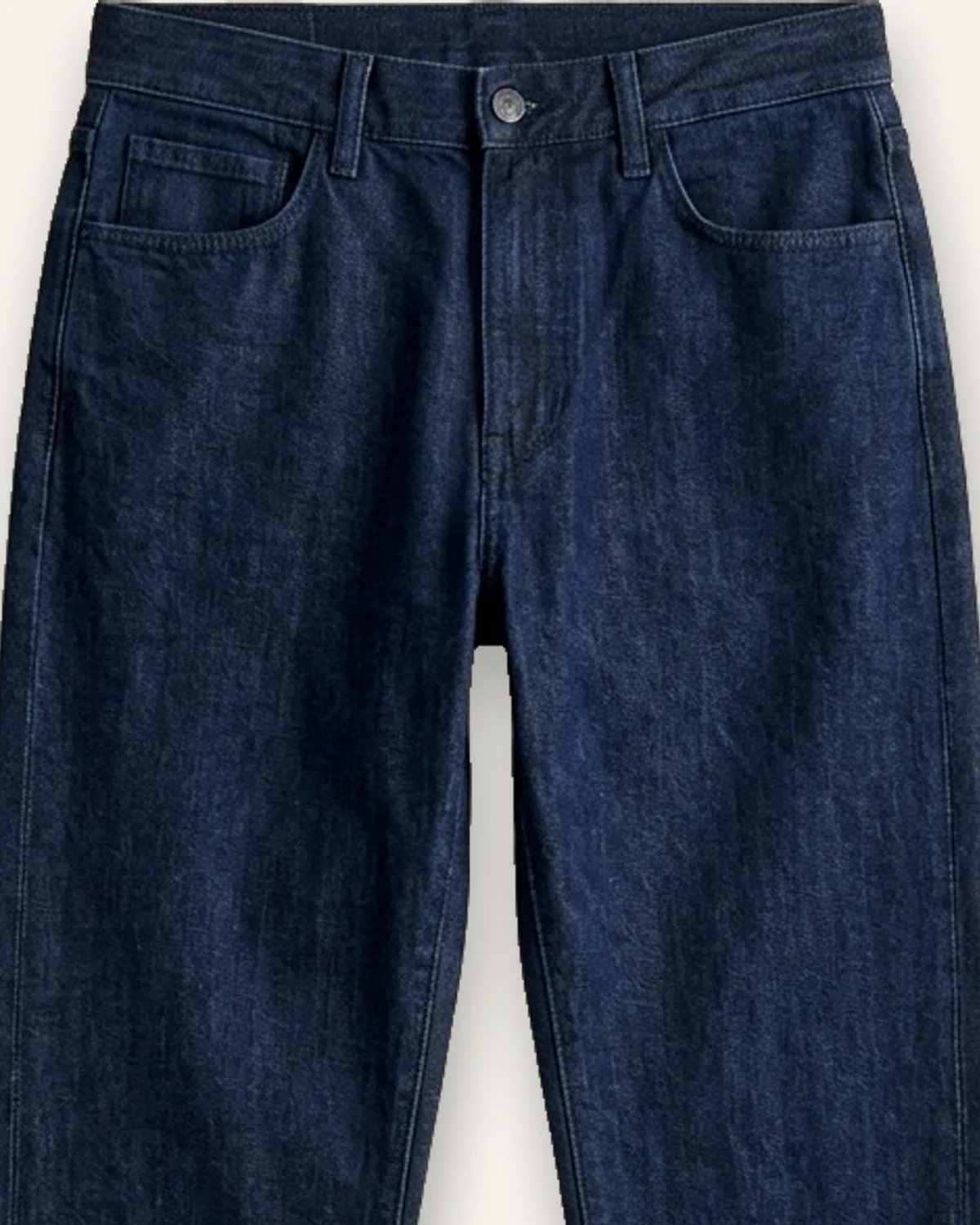Relaxed Taper Jean in Rinse, laid flat, detail